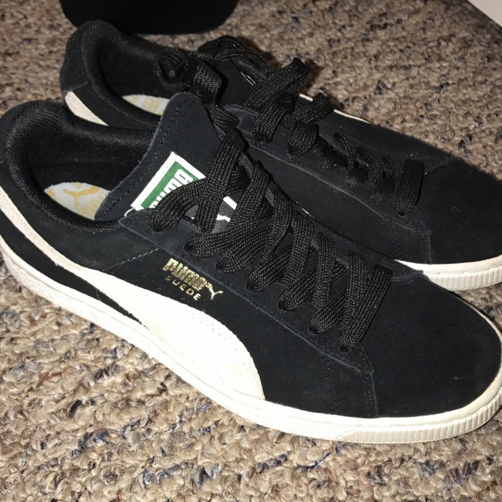 Black Puma shoes